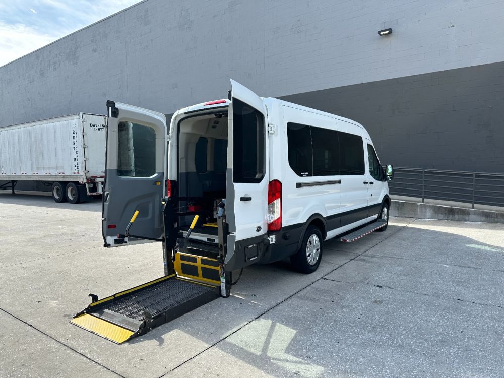 ford transit wagon 2017 1FBZX2CM5HKB49098 image ford transit wagon 2017 1FBZX2CM5HKB49098 image